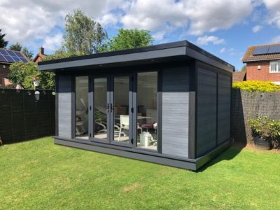 Composite Garden Room Beauticians In Leicester Outside Shot