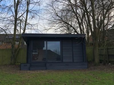 Leicester Garden Room Used As Quiet Retreat Outisde Shot 2